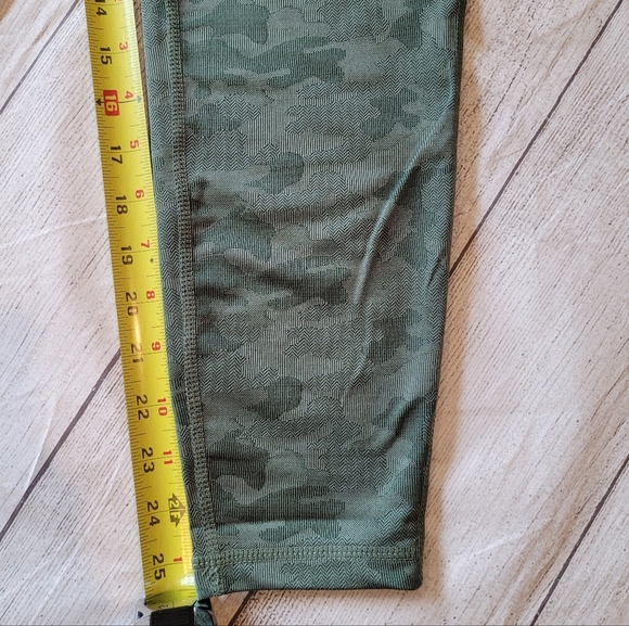 Danskin •Size Medium• Jungle Green Jacquard Hi-Waist Leggings ☆New w/ Tag☆ - Picture 7 of 8